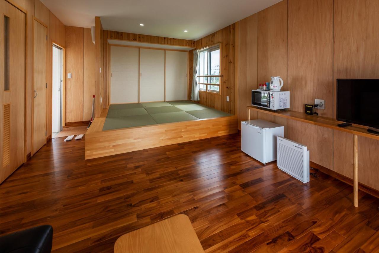 Guest house Kawamitsu Miyakojima  Eksteriør billede