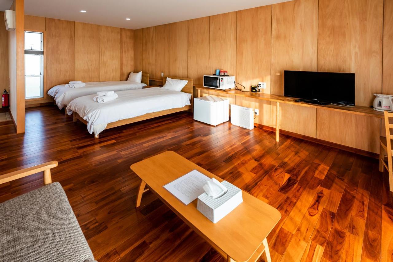 Guest house Kawamitsu Miyakojima  Eksteriør billede